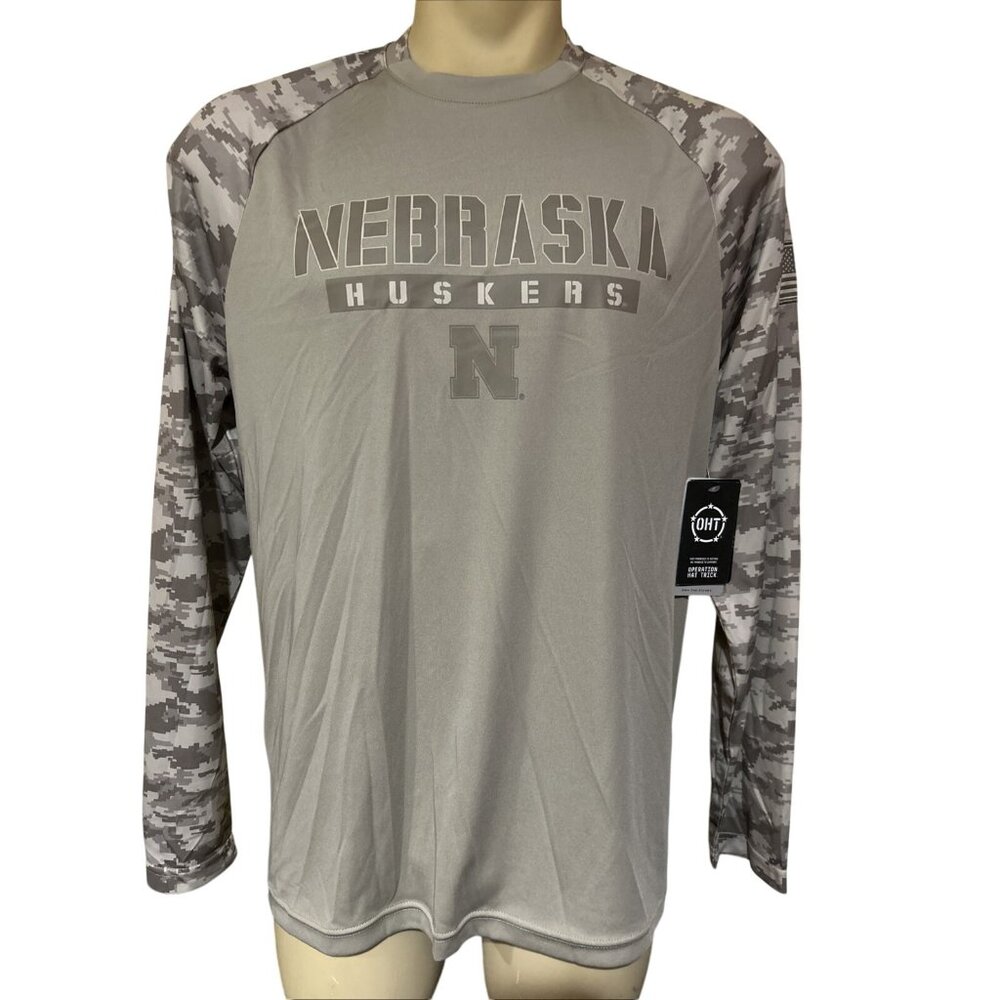 Nebraska Cornhuskers Colosseum OHT Men’s Long Sleeve Poly Tee  Sand  L NCAA NEW